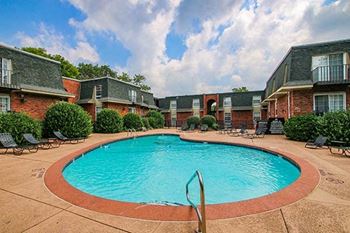 4 Swimming pools